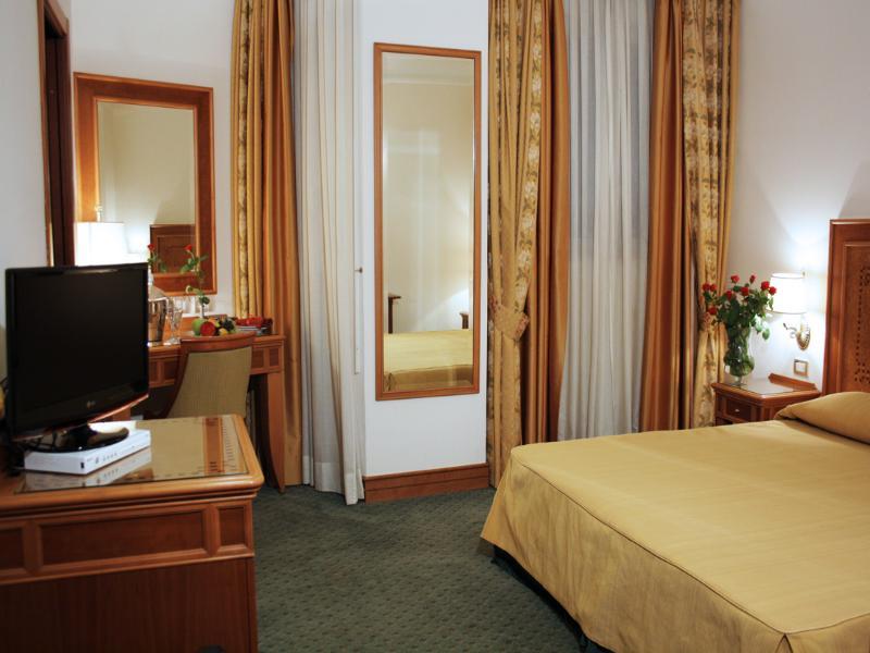 Sunrise Hotel Rome Luaran gambar