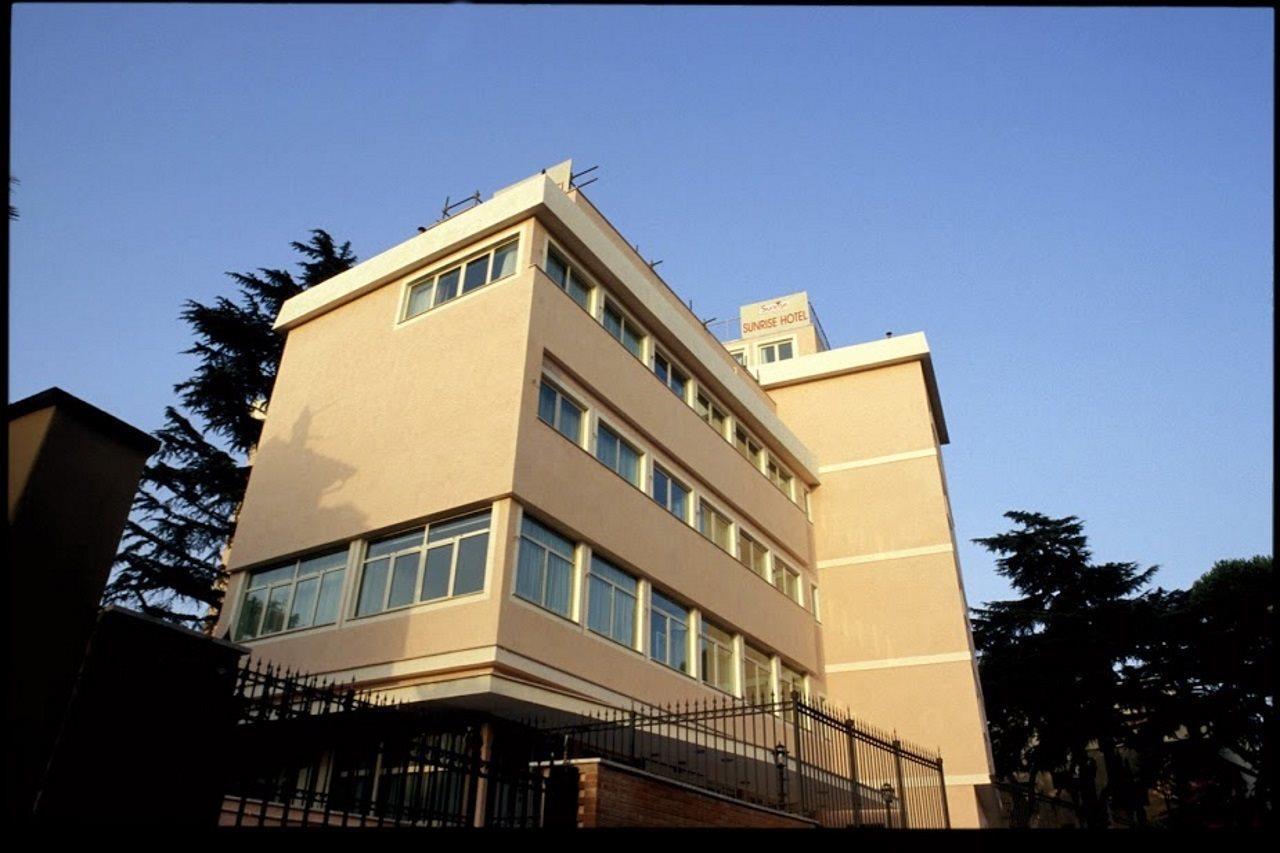 Sunrise Hotel Rome Luaran gambar