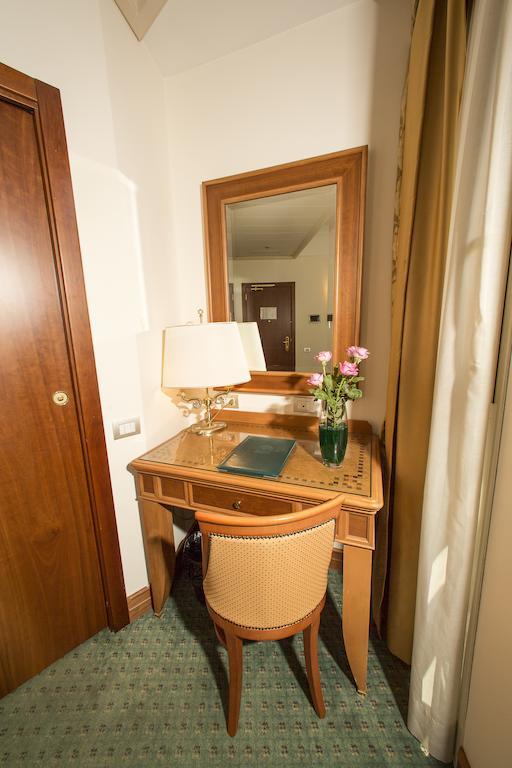 Sunrise Hotel Rome Luaran gambar